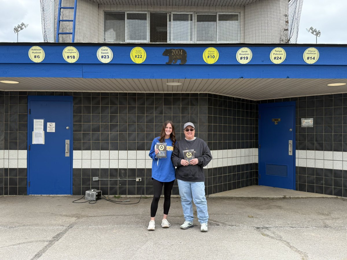 JHS Bears Softball tweet media