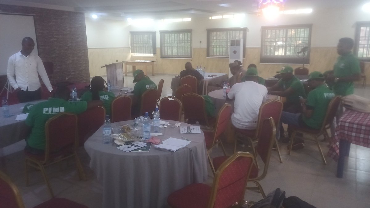 benjamin_aji's tweet photo. Day 2 on-bording @Taraba
From budget leaks to health impact, PFMOs will track expenditures, verify reports, and improve service delivery across Nigeria’s PHCs. 

#PFMO #UHCinNigeria #HealthReform #NPHCDA #HealthForAll #BHCPFdeywork
#Taraba https://t.co/lEFaRLmpxM