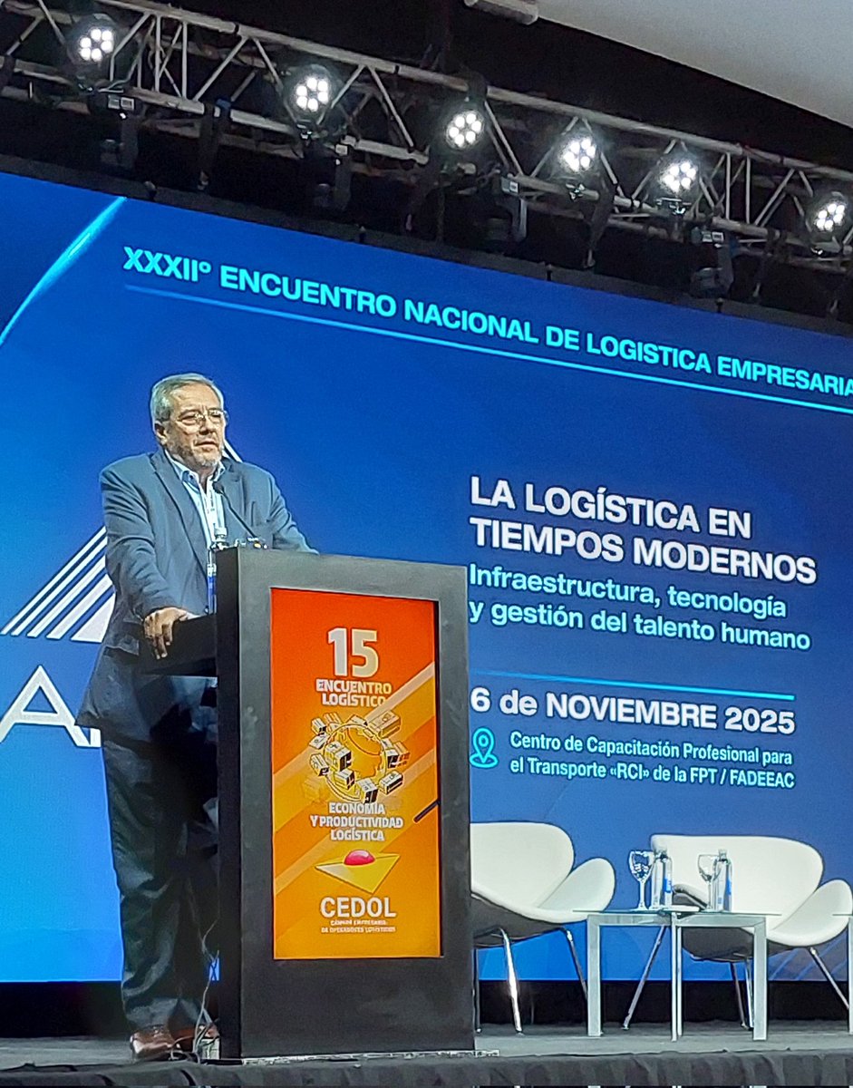 La Logística en Tiempos Modernos.
<a href="/Fabianyannone/">AFY</a>, presidente de <a href="/ARLOG_Asoc/">ARLOG Asociación Argentina de Logística Empresaria</a> anuncia el Encuentro Nacional de Logística Empresaria 2025, durante el 15°Encuentro <a href="/cedolarg/">CEDOL Logística</a> frente a una enorme convocatoria!!!