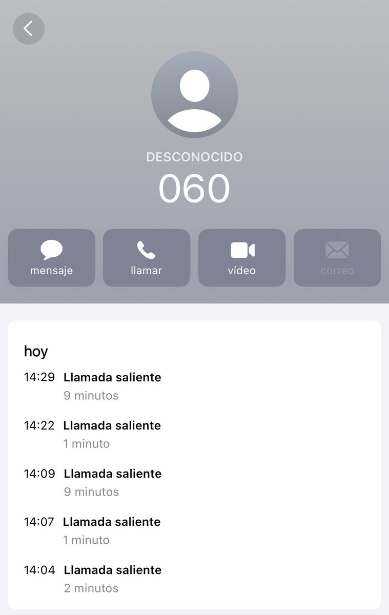 Como muestra de funcionamiento de la administración general del Estado, una foto. Encima de pago.