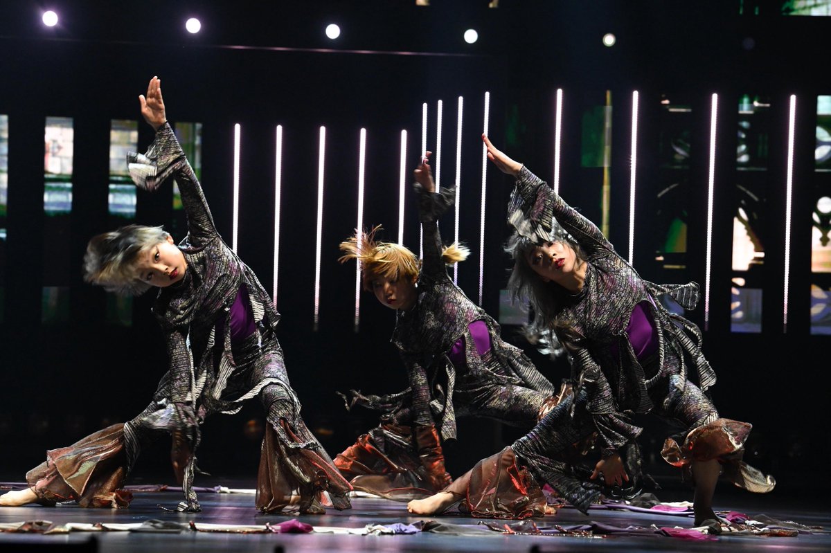 the_dance_day's tweet photo. ⚡️1st ROUND⚡️
          -`ヨハイセン´-
￣￣￣￣￣￣￣￣￣￣￣￣￣￣
   合計得点→780点 暫定5位

￣￣￣￣￣￣￣￣￣￣￣￣￣￣
最高のパフォーマンスを
ありがとうございました！👏✨

#TVer でリアルタイム配信中📱
🔗https://t.co/zX40dWEDxE

#ヨハイセン
#ダンスNo1決定戦
#THEDANCEDAY
#THEDANCEDAY_Championship