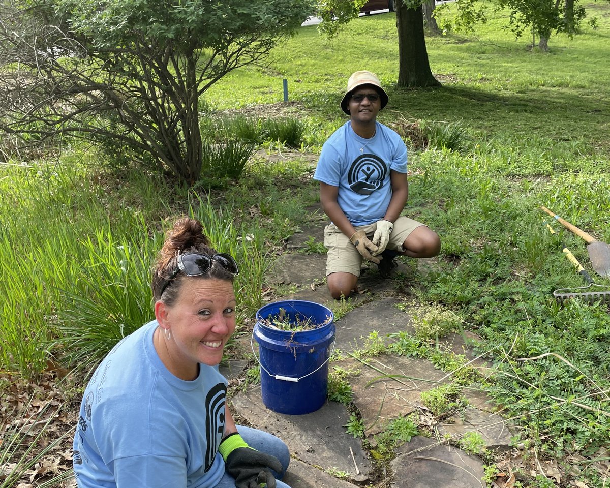 Shoutout to WCI &amp; NBCI staff who stepped up for the County United Way Day of Caring &amp; Sharing! Your dedication to service helps strengthen and beautify our communities.🪏🪣🌿
#DayOfCaring #TeamDPSCS #GivingBack #CumberlandMD #MDPublicSafety #VolunteersInAction