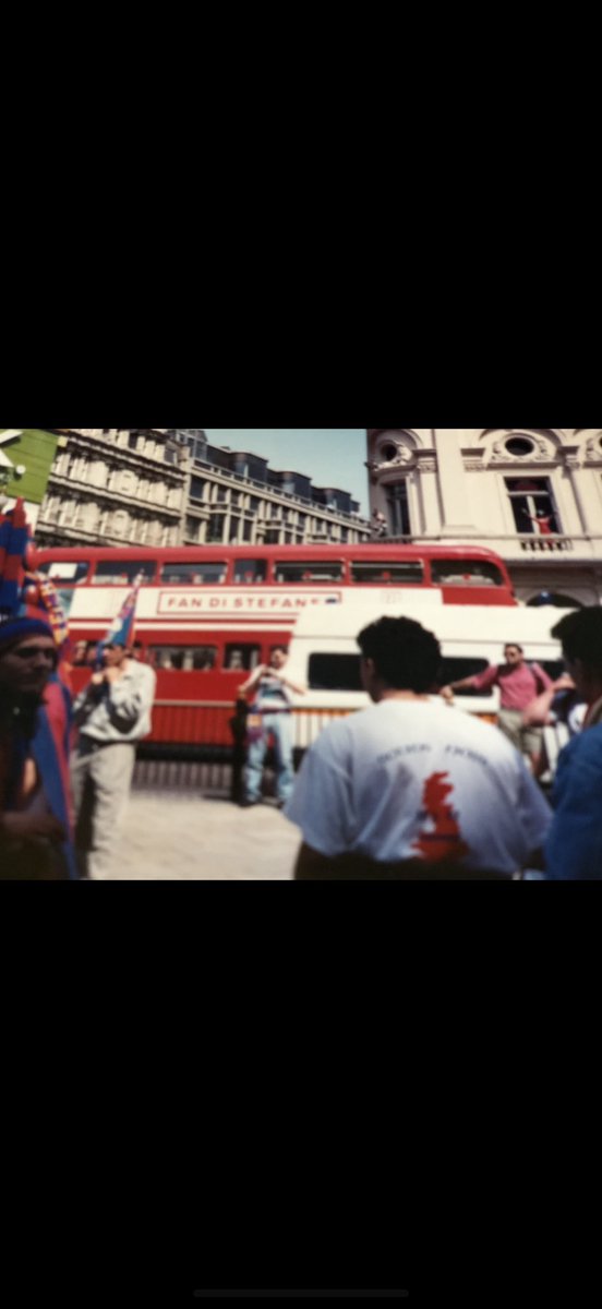 Alex1974S's tweet photo. PRESENT WEMBLEY 🏆 https://t.co/Zu351Xg8Gz