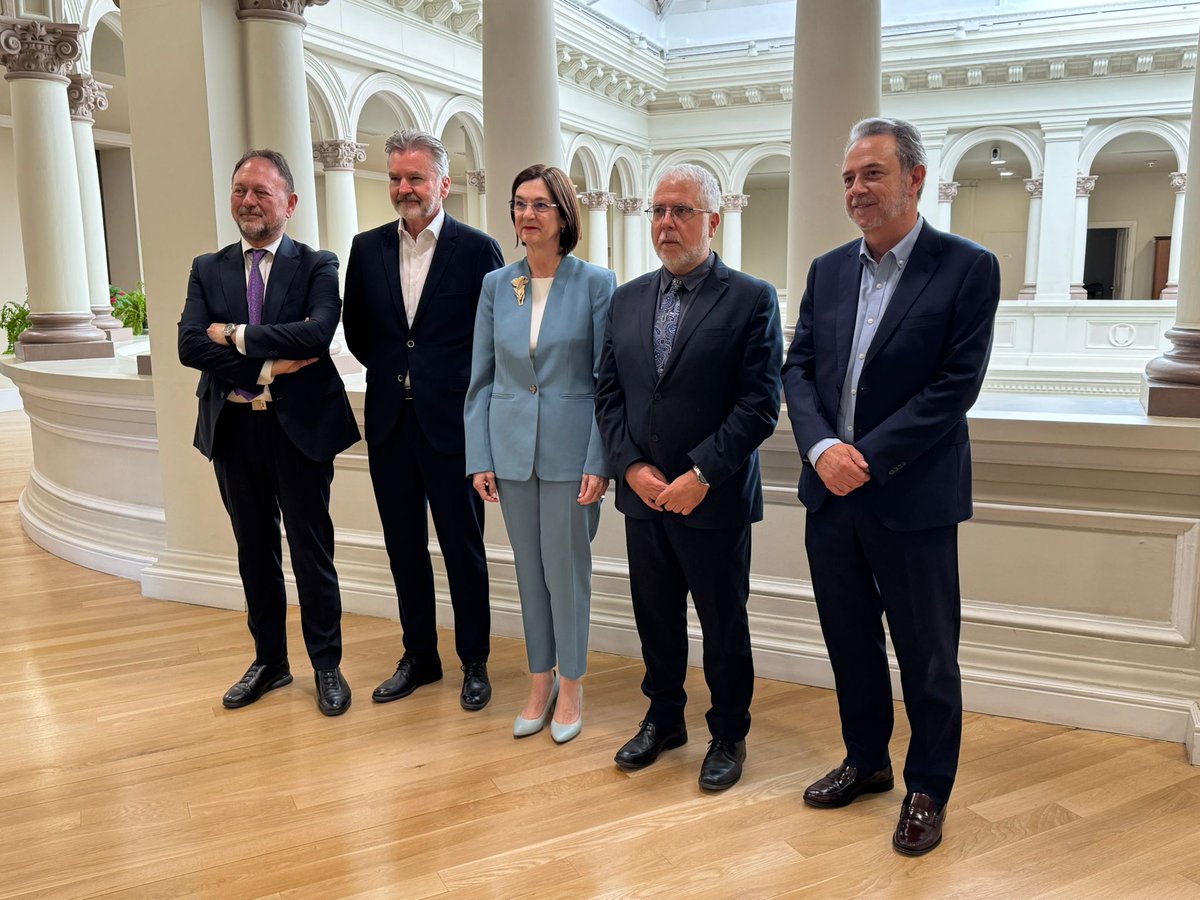 🔴  El president del <a href="/Consell_Audio/">CAC</a>, <a href="/xevi_xirgo/">Xevi Xirgo</a>, liderarà el nou Grup de treball per promocionar les llengües oficials en el marc del Grup d’Autoritats de Supervisió #ActualitatCAC
🔗 cutt.ly/qrcaMQiT