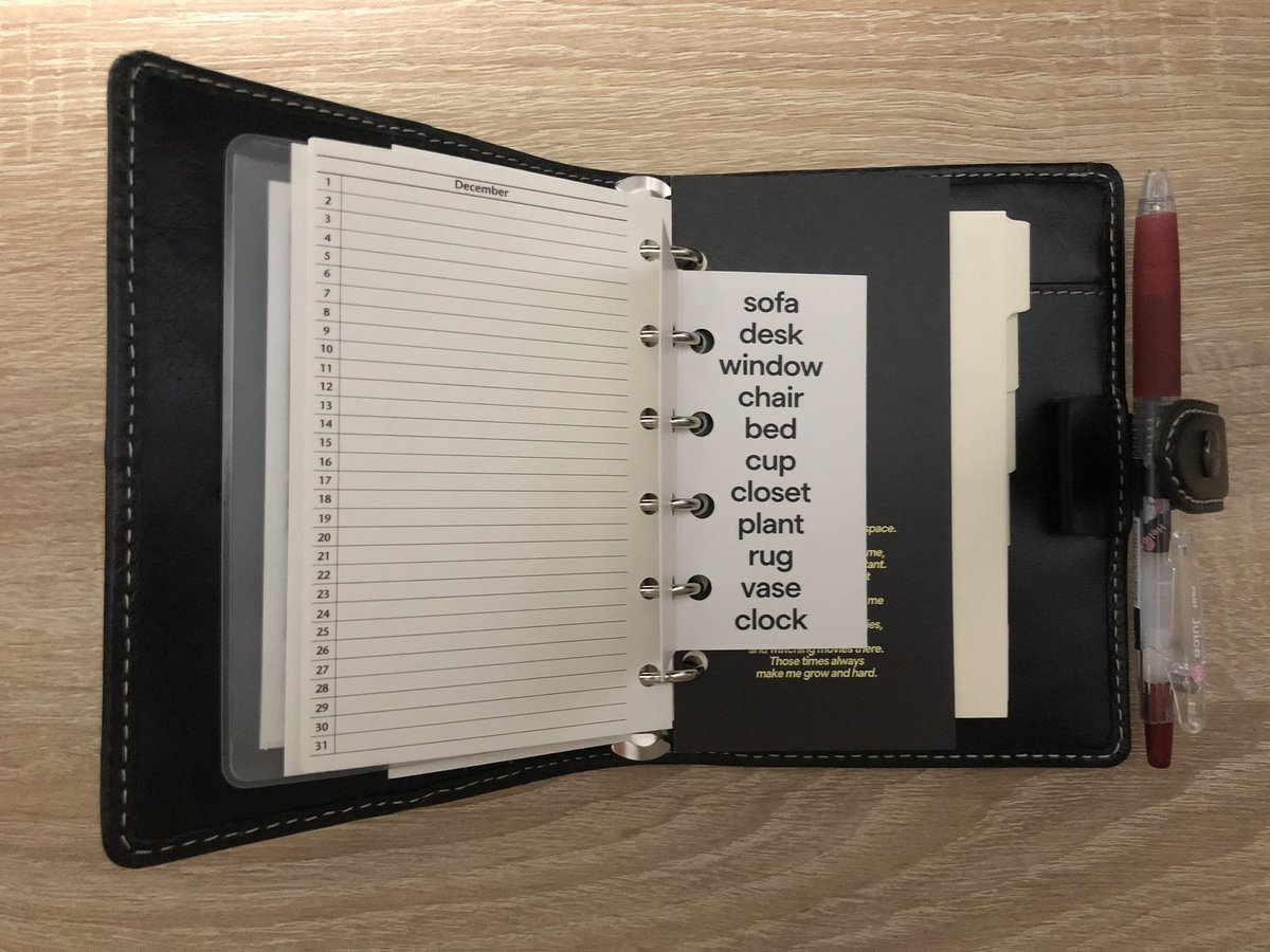 회사에서 파일로팩스 몰든 A7 받아서 가지고 있던 것들로 셋업 해봤는데 드는 생각 : 
🤔 파슬리상점 속지 사고싶다… 💭