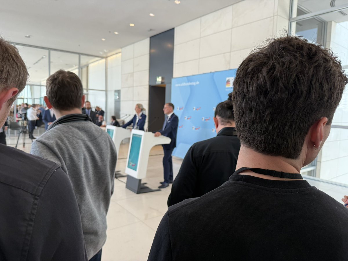 Aktuell: die Vorsitzenden der Bundestagsfraktion unserer AfD stellen sich den Medien
