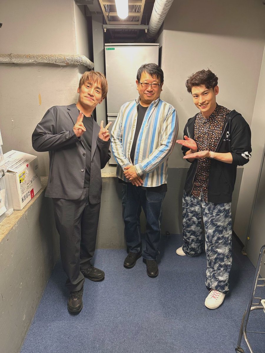 oberon_1031's tweet photo. #スタッフフェス　脚本回、終演しました！
ありがとうございました。

脚本家の魂の叫びが聞こえた公演でしたね…
ちょっと叫びすぎたところあったので、公演の中身は秘密にしておいてくださいね…！
(感想は大歓迎です！！！)

次回は明日14時開演『演出回』です。
当日券出ます！ https://t.co/bUIwYyrnRv