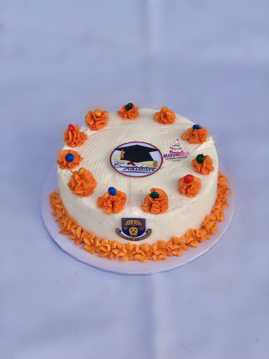 Marvy_Onicake's tweet photo. #oauconvocationcakeseries
#marvygoldcakes
#convocationcakes
#cakecakecake
#cakesinife
#cakesinoau
#oaubaker
#marvyonicake
#OAUTwitter https://t.co/37B8E2ufBF