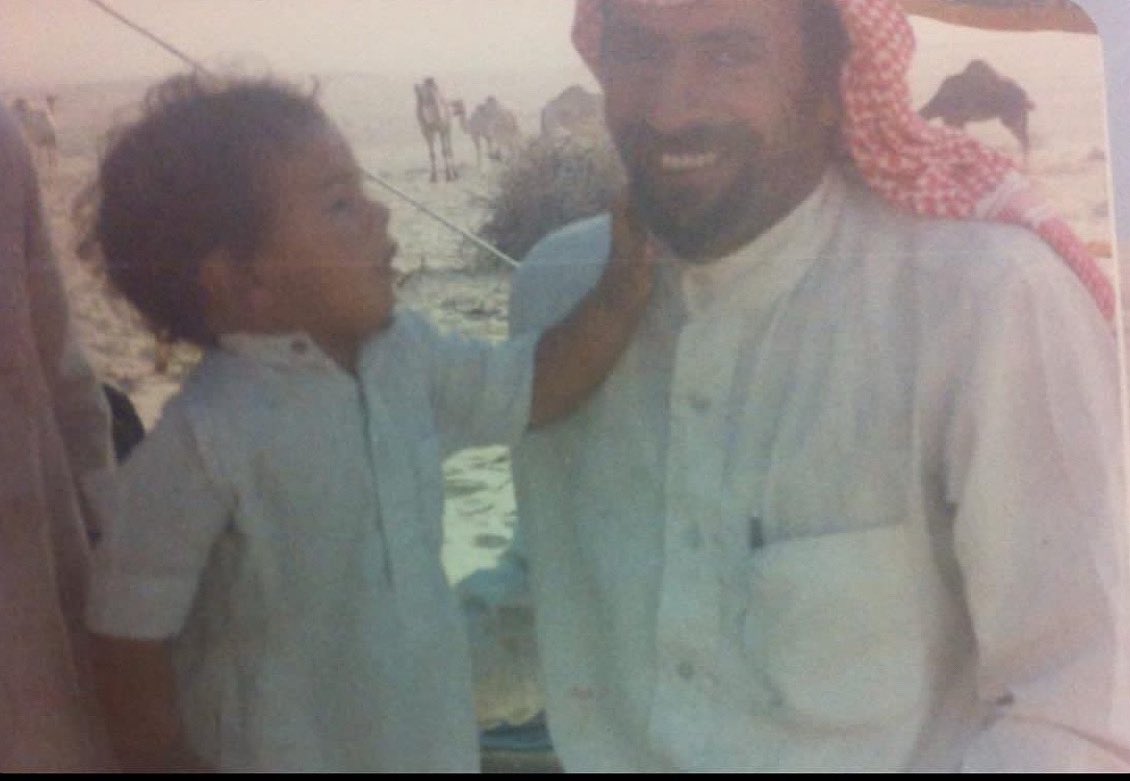 elhabeesh's tweet photo. مِن الصور القديمة لـ عناد آبن مكراد ،
رحِمه الله و أسكنه فسيح جناته 

من الخاص https://t.co/2RrqEFUQP5