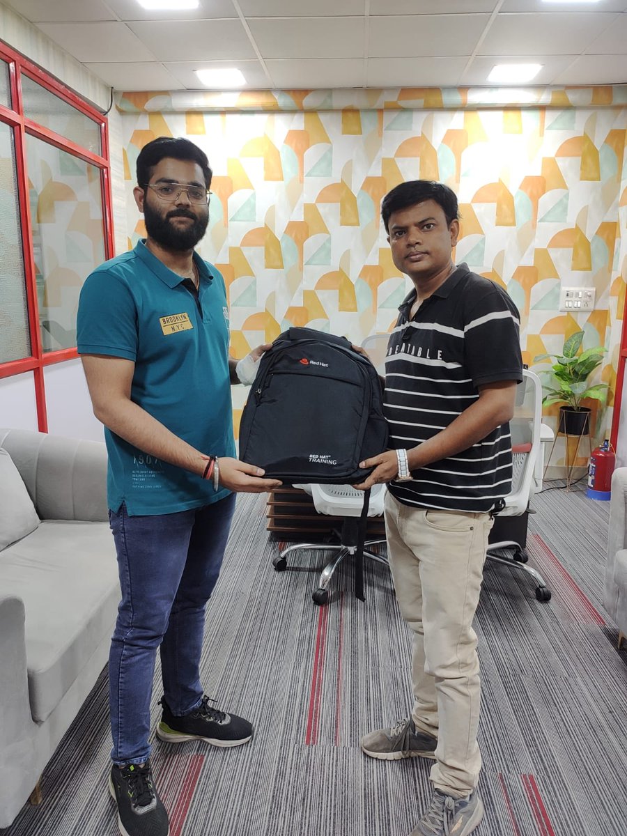 KRNetworkCloud1's tweet image. 𝐂𝐨𝐧𝐠𝐫𝐚𝐭𝐮𝐥𝐚𝐭𝐢𝐨𝐧𝐬, 𝐀𝐬𝐡𝐮𝐭𝐨𝐬𝐡! 🎉
We’re proud to recognize your exceptional achievement in earning the 𝐀𝐙-𝟗𝟎𝟎: 𝐌𝐢𝐜𝐫𝐨𝐬𝐨𝐟𝐭 𝐀𝐳𝐮𝐫𝐞 𝐅𝐮𝐧𝐝𝐚𝐦𝐞𝐧𝐭𝐚𝐥𝐬 certification.
#MicrosoftCertified #AZ900 #AzureFundamentals #CloudComputing