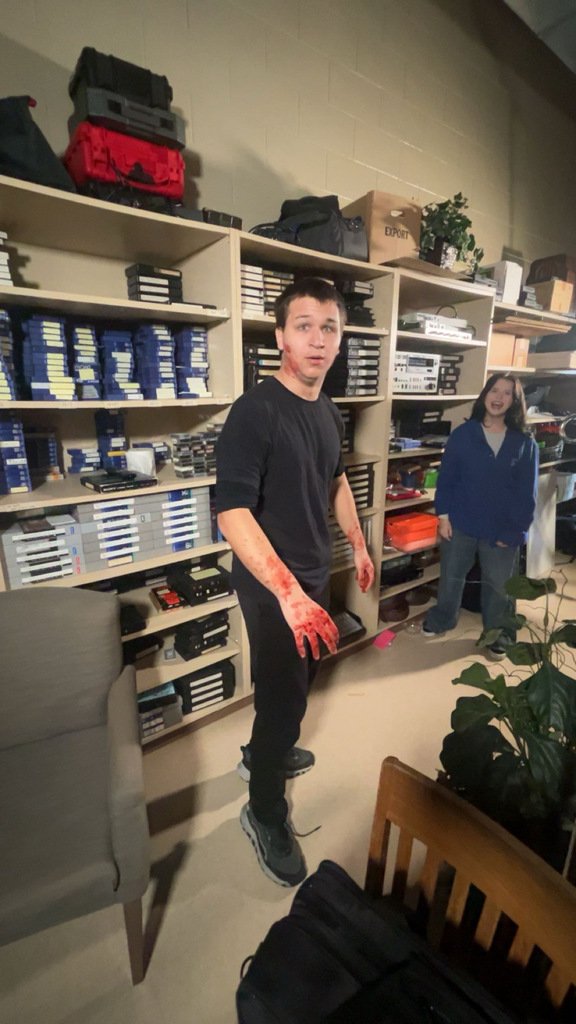 CTEAcademySF's tweet image. 🎬 Behind the Scenes! 🎥

Check out these sneak peeks from our awesome A/V Production crew! From setting the stage to capturing every moment, they keep the show running smoothly.

#BehindTheScenes #AVCrewMagic #CTEProud #StudentProduction