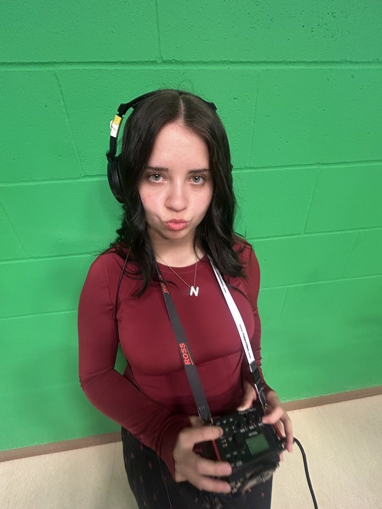 CTEAcademySF's tweet image. 🎬 Behind the Scenes! 🎥

Check out these sneak peeks from our awesome A/V Production crew! From setting the stage to capturing every moment, they keep the show running smoothly.

#BehindTheScenes #AVCrewMagic #CTEProud #StudentProduction