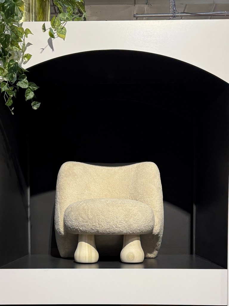 One of the stars of @nycxdesign week @icff_official, the Chuni chair ⭐️ Thank you to everyone who visited us! 🙏 #nathananthonyfurniture