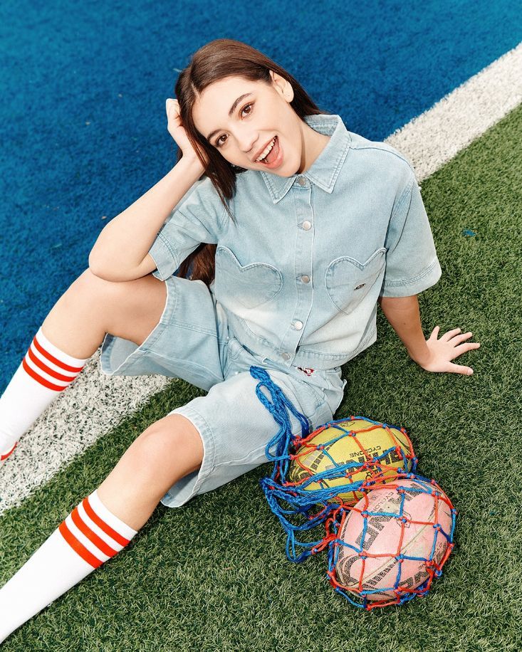 nube__studio's tweet photo. 🎾🍓  𝓡𝓾𝓵𝓮 𝓽𝓱𝓮 𝓒𝓸𝓾𝓻𝓽  🍓 🎾
ᴅᴇɴɪᴍ &amp; ɴʏʟᴏɴ ꜱᴇᴛꜱ ꜰᴏʀ ꜱᴘʀɪɴɢ s/s²⁵
#hopethelabel #rulethecourt #teenfashion #y2kstyle #sportyaesthetic #fashionstudio #fashiondesign #trendforecasting #apparelgraphics #creativedirection #productdevelopment #fashioncollection https://t.co/9jcLugjbPL