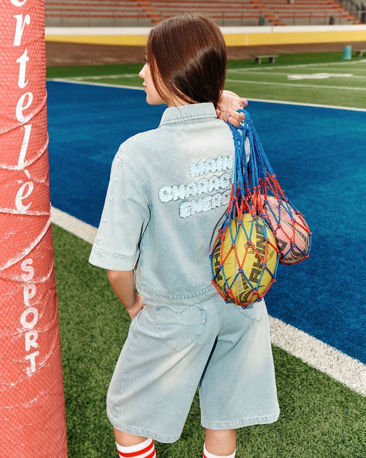 nube__studio's tweet photo. 🎾🍓  𝓡𝓾𝓵𝓮 𝓽𝓱𝓮 𝓒𝓸𝓾𝓻𝓽  🍓 🎾
ᴅᴇɴɪᴍ &amp; ɴʏʟᴏɴ ꜱᴇᴛꜱ ꜰᴏʀ ꜱᴘʀɪɴɢ s/s²⁵
#hopethelabel #rulethecourt #teenfashion #y2kstyle #sportyaesthetic #fashionstudio #fashiondesign #trendforecasting #apparelgraphics #creativedirection #productdevelopment #fashioncollection https://t.co/9jcLugjbPL