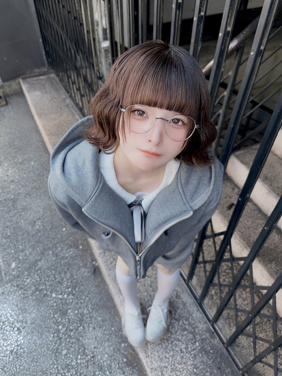 hakanai_yumi's tweet photo. 前髪切りすぎちゃった https://t.co/6JsBFu28SQ
