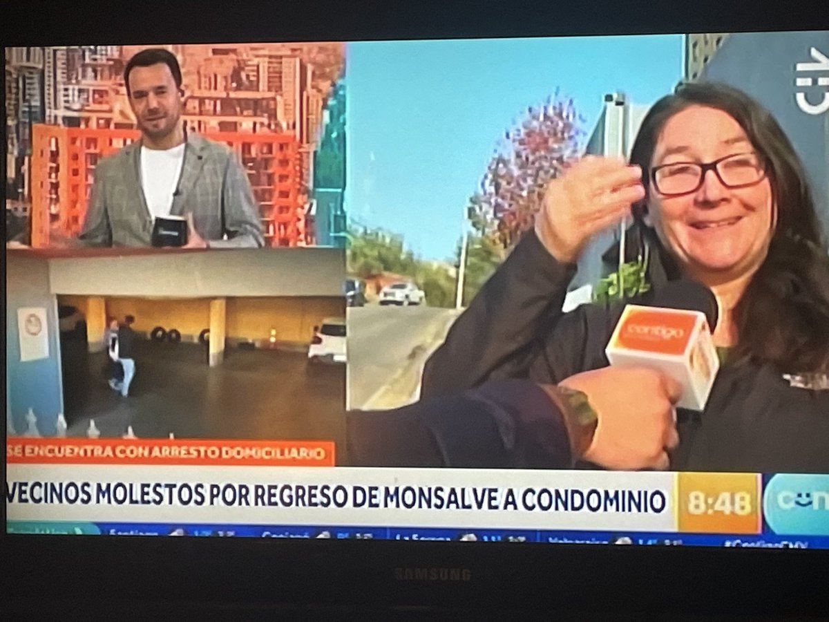 Esta tipa ni siquiera vive en el edificio de Monsalve y estaba haciendo show supuestamente en representación de los vecinos

Al escucharla fue evidente q la mando la derecha para hacer show y mantener activo el tema

Incluso al despedirse dijo “ya cumplí mi objetivo”

#contigochv