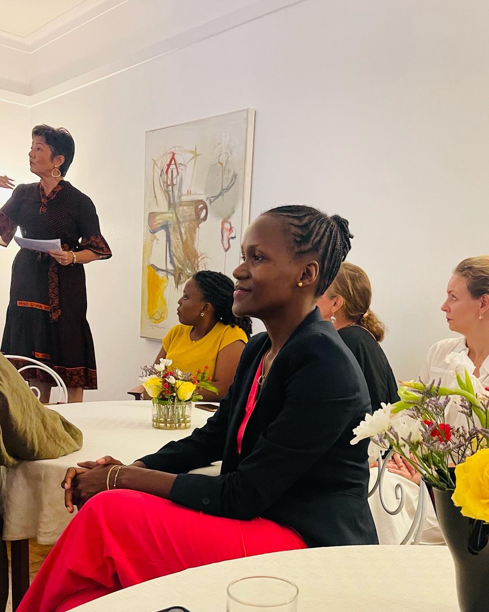 Victorialihiru's tweet photo. A Powerful Cross-cultural Conversation on Womanhood hosted by Her Excellence Ambassador Charlotta @SwedeninTZ 

✅ We explored the beauty, struggles, and transformations of motherhood, daughterhood, sisterhood—and womanhood in all its richness.

✅ My key takeaway is that our careers, motherhood, and passions are not mutually exclusive, but mutually reinforcing.

✅ The Invisible List, honouring the unseen emotional and physical labour of women, was a reminder of the everyday sacrifices we make for our families—often unnoticed, yet critical.