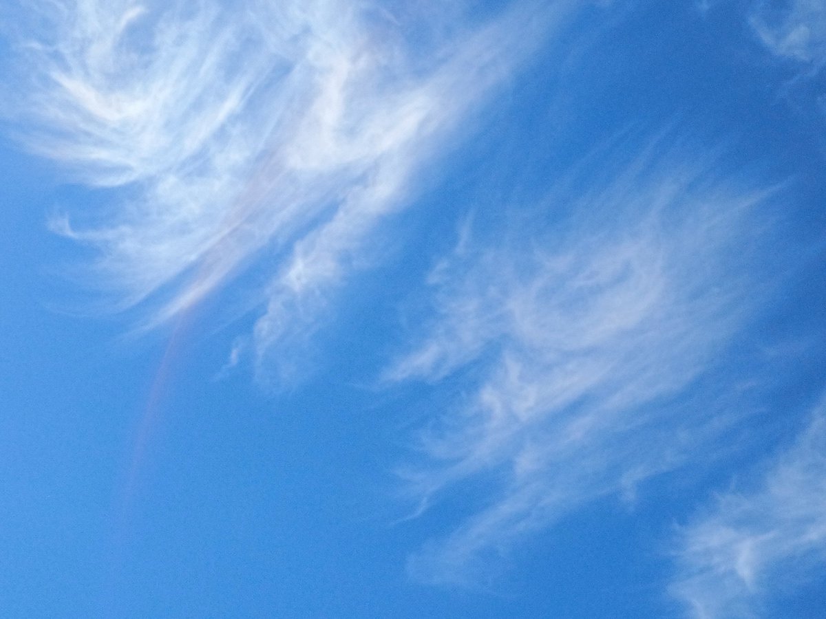 KHD_2017's tweet photo. Wonderful #cloudage above #Ullapool this lunchtime / early afternoon. https://t.co/P388K94rqO