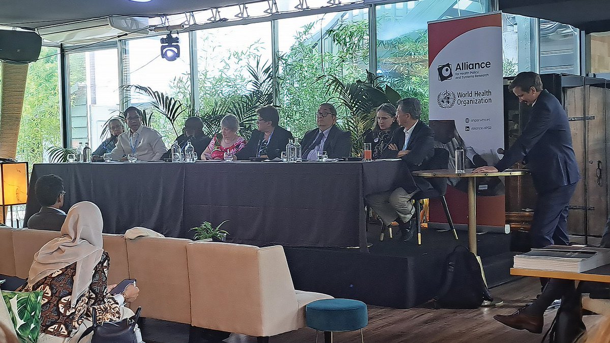 At yesterday's discussion on health taxes, Albert Francis E. Domingo, MD MSc, OIC Assistant Secretary of Health from the Philippines, flagged the importance of health taxes for effective NCD response.

👏Over the years, sin taxes not only helped to prevent NCDs in the Philippines