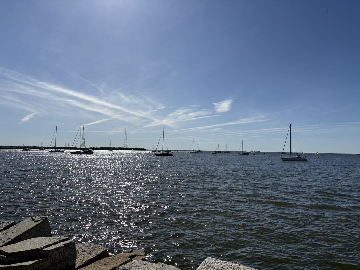 Tim Taylor (@coachtimtaylor) on Twitter photo Beautiful Annapolis morning as boats get ready for <a href="/BlueAngels/">Blue Angels</a> practice today. Nothing like <a href="/NavalAcademy/">U.S. Naval Academy</a> ❤️ Beautiful Annapolis morning as boats get ready for <a href="/BlueAngels/">Blue Angels</a> practice today. Nothing like <a href="/NavalAcademy/">U.S. Naval Academy</a> ❤️