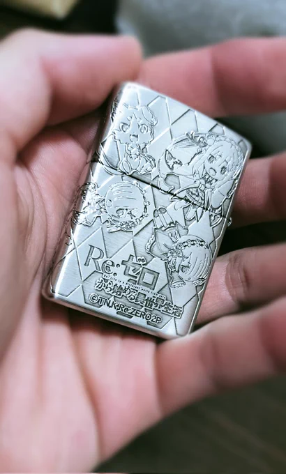 配信で話してた新しいZIPPOライター見て見てっ!!!!!!!推しがいるのっ!!!!!!!!!!!!!!(^o^)かんわい"ぃっ!!!!!!!!!!!!!!!!!!!!! 