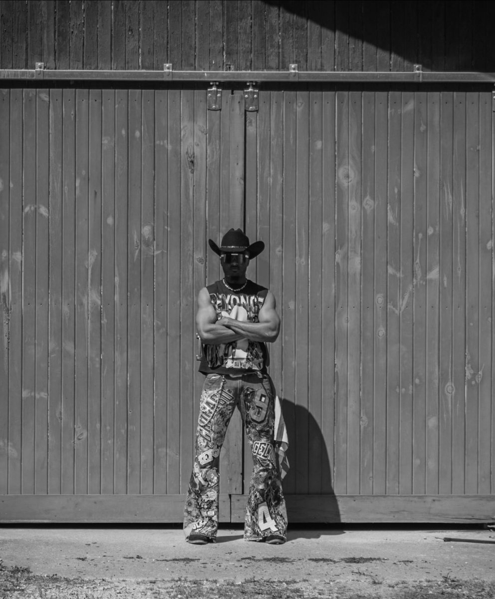 _Jumpman97's tweet photo. Cowboy Carter in Chicago 🤠🇺🇸
#CowboyCarterTour https://t.co/5Rs2ArwhgB