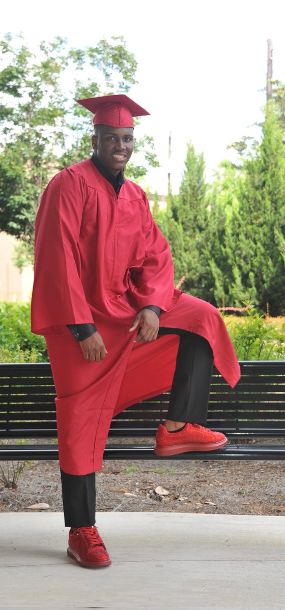 ShawnGee2025's tweet image. Yep that&apos;s me. Big day today c/o 2025