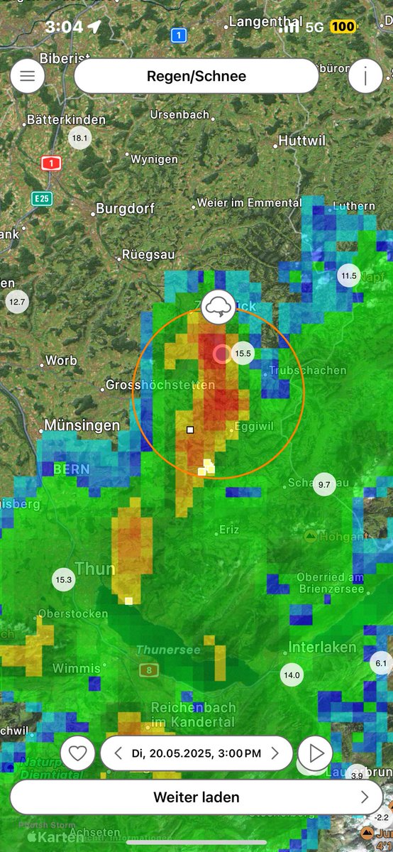 meteo_be's tweet photo. Aktive Zelle mitten im Emmental, starkregen und wenige Blitze etwas Donner, die Zelle ist eher noch schwächer… ⚡️ https://t.co/noHyzQoiHl