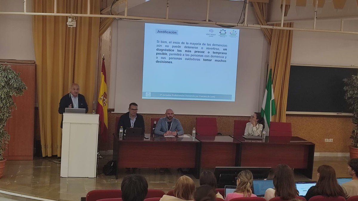Jose Gigante, FRSA (he/him) (@sporteducation) on Twitter photo Gracias a los ponentes de las II Jornadas Profesionales DCLW en Universidad de Granada <a href="/carlaabdelnour/">Carla Abdelnour</a> <a href="/DAlcoleaR/">Daniel Alcolea</a> <a href="/Neuramapsicoger/">Neurama</a> Roberto Suárez y Raquel Durán 👇
lewybodyespana.org/post/agradecim…
Gracias también a las instituciones que nos han apoyado <a href="/ConFEAFA/">Confederación Andaluza de Alzheimer</a> <a href="/AlzheimerCeafa/">CEAFA</a> <a href="/CanaUGR/">Universidad Granada🍥</a> Gracias a los ponentes de las II Jornadas Profesionales DCLW en Universidad de Granada <a href="/carlaabdelnour/">Carla Abdelnour</a> <a href="/DAlcoleaR/">Daniel Alcolea</a> <a href="/Neuramapsicoger/">Neurama</a> Roberto Suárez y Raquel Durán 👇
lewybodyespana.org/post/agradecim…
Gracias también a las instituciones que nos han apoyado <a href="/ConFEAFA/">Confederación Andaluza de Alzheimer</a> <a href="/AlzheimerCeafa/">CEAFA</a> <a href="/CanaUGR/">Universidad Granada🍥</a>
