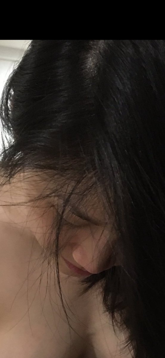 wearenothuman1's tweet photo. @shaplayrooms เกือบจะเห็นหน้าแล้วว ตามมาจะ10ปี ขอเหนหน้าสักครั้ง ทำไมฟ้าไม่ส่งคนสวยขี้เงี่ยนมาให้กันบ้าง (ต้องน่ารักมากแน่ๆ) https://t.co/JZFW5QXfTW