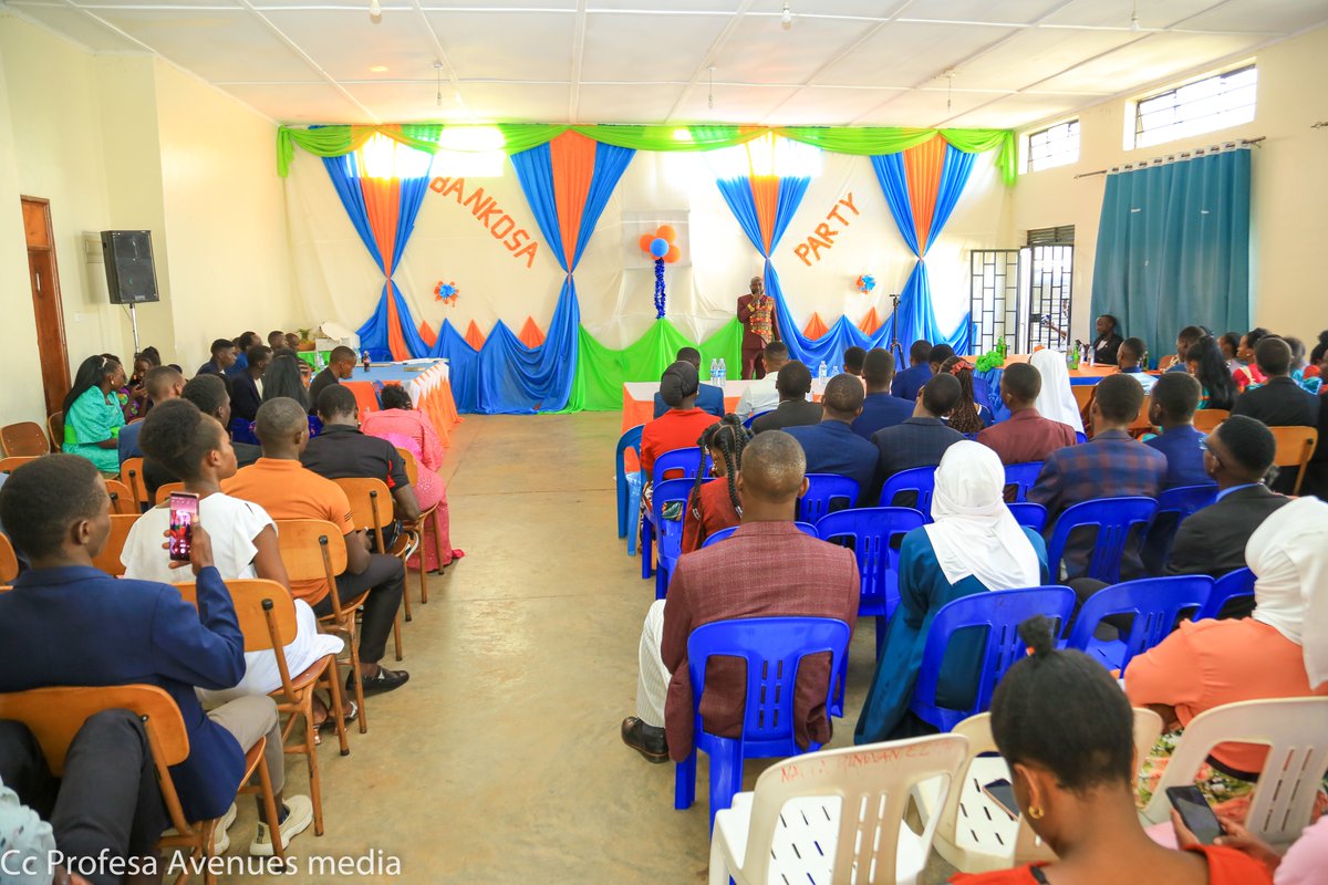 Mbebazaamu ak'ensusso olw'okwagala ennyo Obuwangwa bwaffe n'okutuuka okuyiga olulimi oluganda era n'emulweyagaliramu.
Nkunga abavubuuka ba Buganda okujjumbira okuvuganya ku bifo by’obukulembeze ku mitendera gyonna.
<a href="/NKOBAZAMBOGONEC/">NKOBAZAMBOGO NEC</a> <a href="/BugandaKingdom_/">Buganda Kingdom</a> #culture #Uganda #Africa