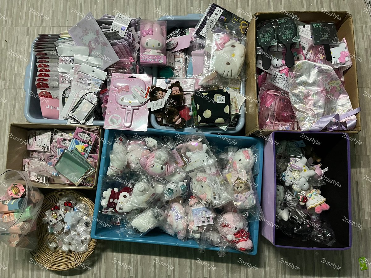 2nsstyle's tweet photo. สินค้า Sanrio พร้อมส่ง ทยอยลงให้วันนี้นะคะ 

⚠️ ตัดรอบ 11:30 รอบจัดส่งวันพรุ่งนี้

กิ๊บ พวงกุญแจ กาชาปอง มีราคา Sale ด้วยนะคะ 💢

♡︎ ราคาเริ่มต้น 45฿

🚙 ค่าส่งในไทย 40฿ (พท.ห่างไกล,ทท.พิเศษ +)

#ตลาดนัดsanrio #ตลาดนัดซานริโอ #รับหิ้วญี่ปุ่น https://t.co/zpAZnwd4gS