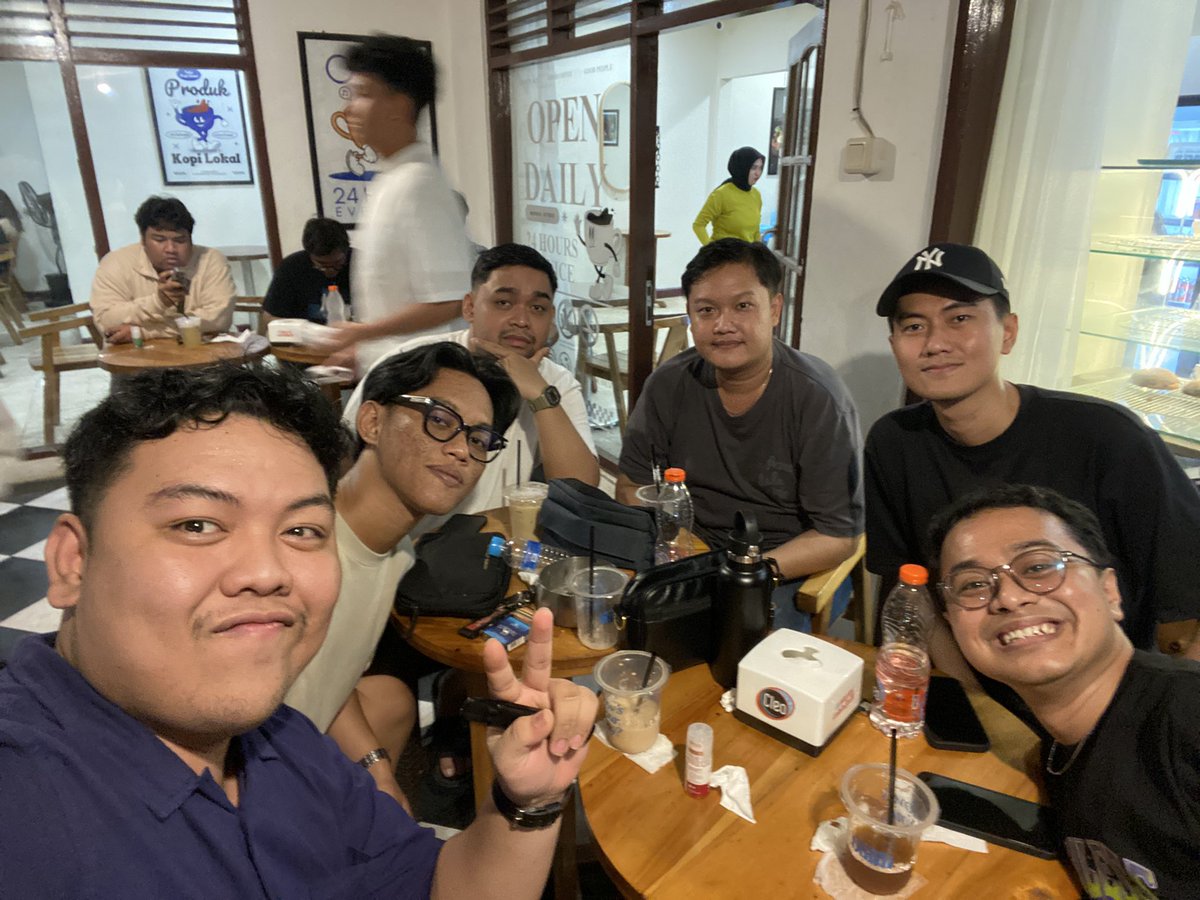 Yogaa_26's tweet photo. #spilltemannongrkong @AmeidoYonatan @JefryAprianto1 @Ranggaski @GLBRRRR @AdityaBima76689 https://t.co/qEeIs3DumV