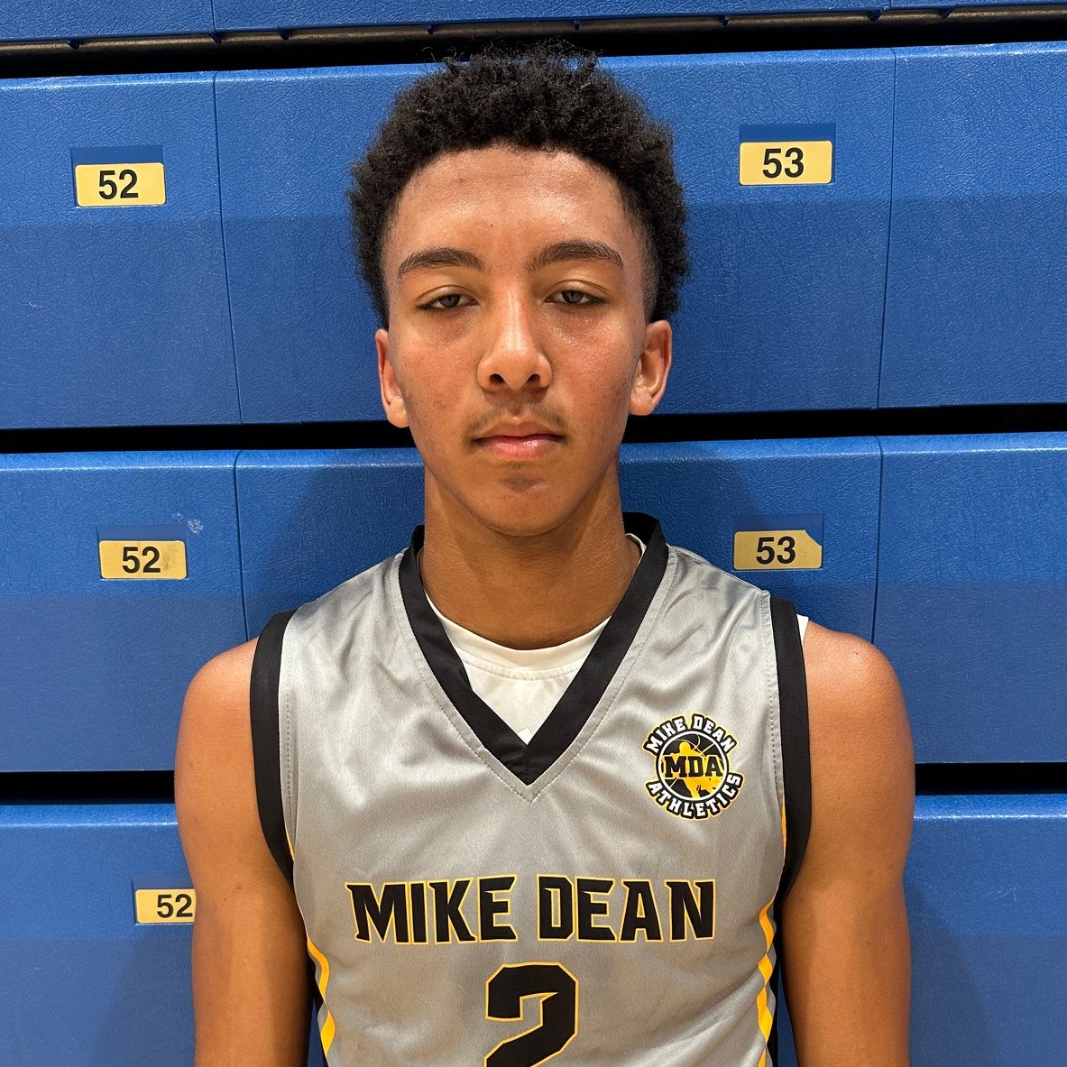 Shun Williams (@ontheradarhoops) on Twitter photo '26 Jaxon Moore (<a href="/jaxonMoore1212/">jaxon Moore</a>) is ready for a breakout senior season.
He is effective with the jumper but can also finish in the lane.
<a href="/KyleSandy355/">Kyle Sandy</a> details his game from the Sweet 16:
ontheradarhoops.com/otr-hoops-satu… '26 Jaxon Moore (<a href="/jaxonMoore1212/">jaxon Moore</a>) is ready for a breakout senior season.
He is effective with the jumper but can also finish in the lane.
<a href="/KyleSandy355/">Kyle Sandy</a> details his game from the Sweet 16:
ontheradarhoops.com/otr-hoops-satu…