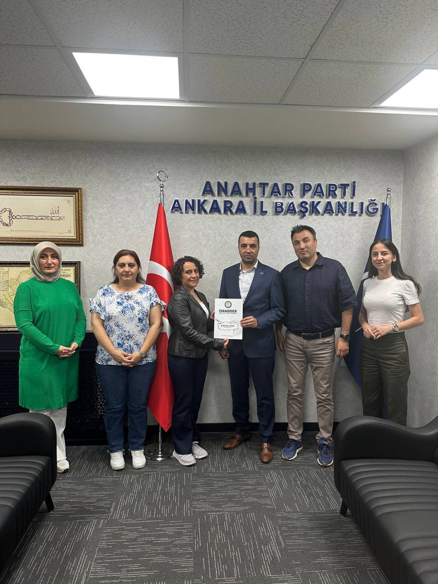 Emeklilikte Adalet Derneği’nden Anahtar Parti Ziyareti

Emeklilikte Adalet Derneği <a href="/EmadDernegi/">EMEKLİLİKTE ADALET DERNEĞİ ⚖️</a> olarak, adalet arayışımıza destek sağlamak ve çalışmalarımızı daha da ileriye taşımak amacıyla Ankara Yönetim Ekibimiz, Anahtar Parti Ankara İl Başkan Yardımcısı Sayın Hilmi Gençer’i