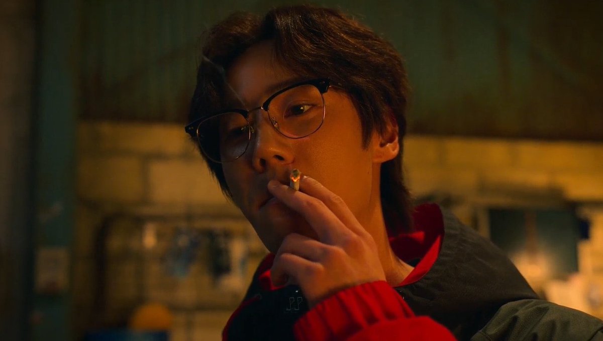 즤 tweet media