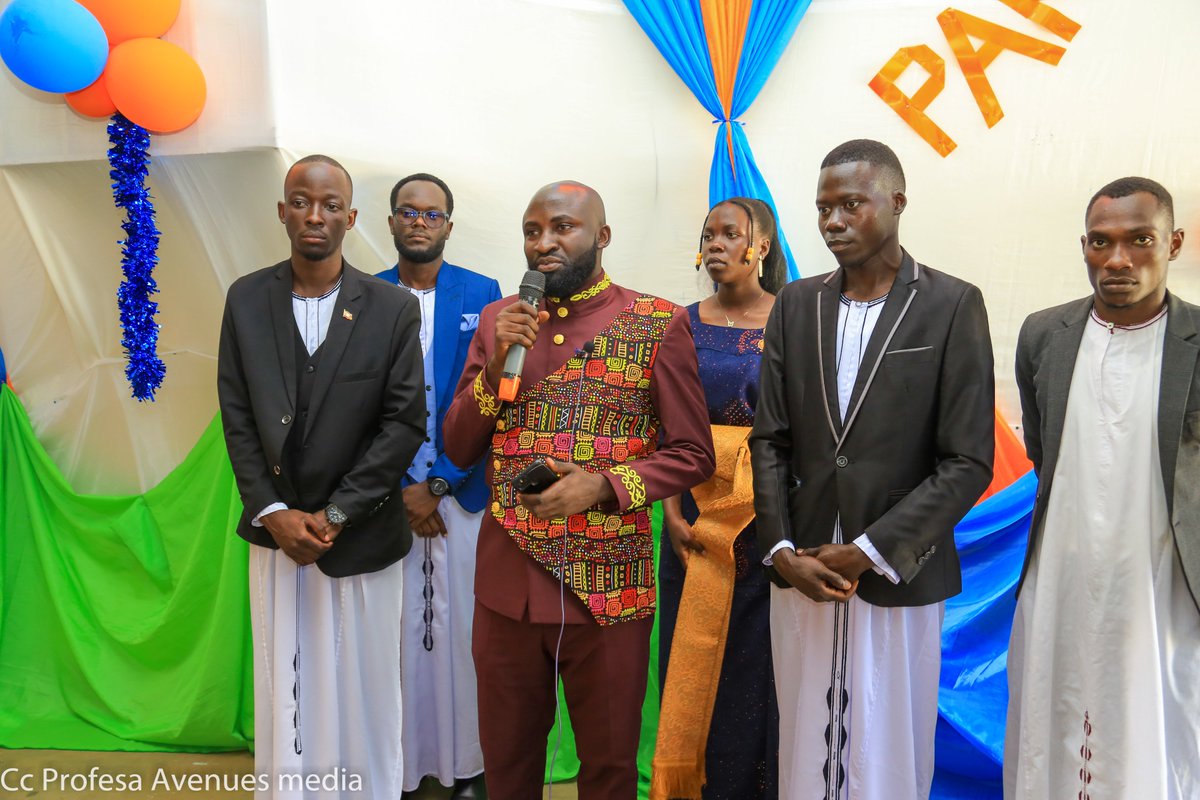 Omulembe Omutebi, Kabaka yagukwasa bavubuka, n'olwekyo omuvubuka yenna tumusuubira; okutuukiriza obuvunaanyizibwa bwo ku mutendera gw'obuvubuka gwonna gw'oliko, okutegeera ensonga za Buganda Ssemasonga ettaano era n'okuzikolerako, okubanguka mu mirimu n'okugikola n'obukugu