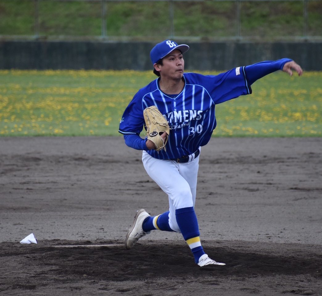 Bremens2020's tweet photo. 今回の大会で3試合21イニングをタイブレークでの1失点のみと大健闘した投手陣です👏
来週から始まるリーグ戦でもよろしく頼みます💪
#北海道ブレーメンズ https://t.co/0LtDe696Nu