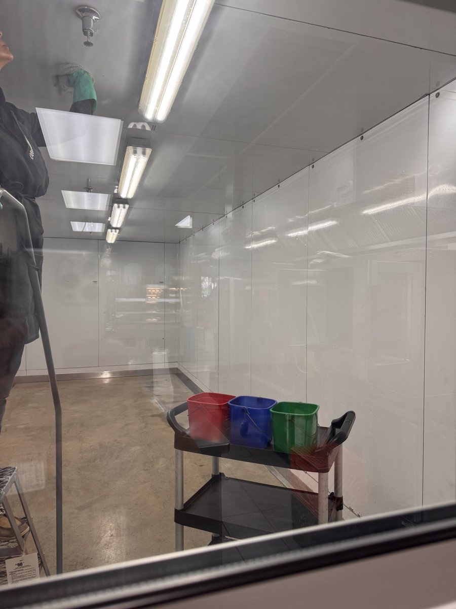 oohscafe's tweet photo. Cleaning &amp; sanitizing top to bottom.  Almost summer ‘Neers, finish strong! https://t.co/w2Gk4SbdiO
