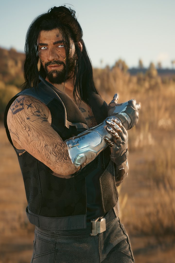yourlocalmerc's tweet photo. Yesterday I did a design for Vic if he was a nomad and ngl the long hair is growing on me
——
#Cyberpunk2077PhotoMode #Cyberpunk2077 https://t.co/RM9MmVa89f