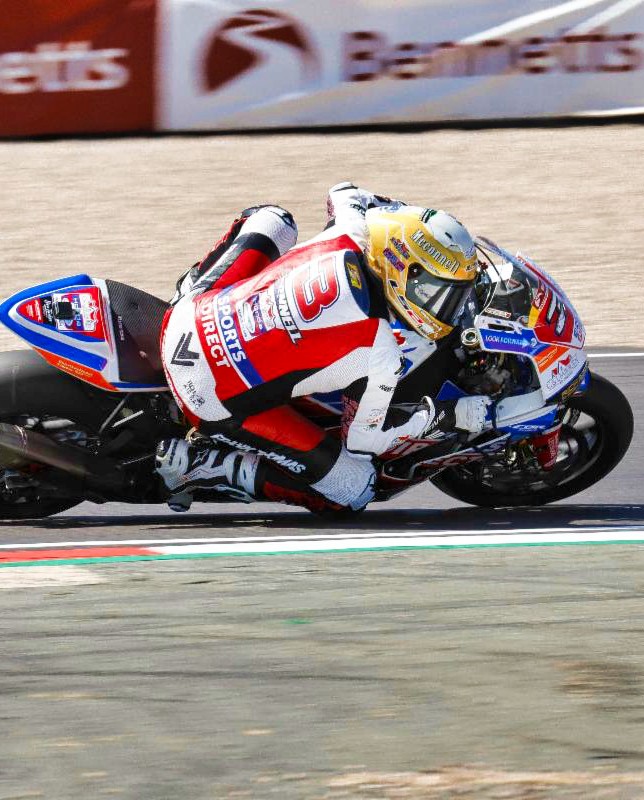 js_accessories's tweet image. Solid comeback for Billy McConnell at Donington 👊 11th &amp;amp; 14th place finishes + a DNF, but real progress made. Stronger, faster, and ready for Snetterton 🔧

📸 - Credit Ian Hopgood

#Frank_Thomas_Clothing #FrankThomasMoto