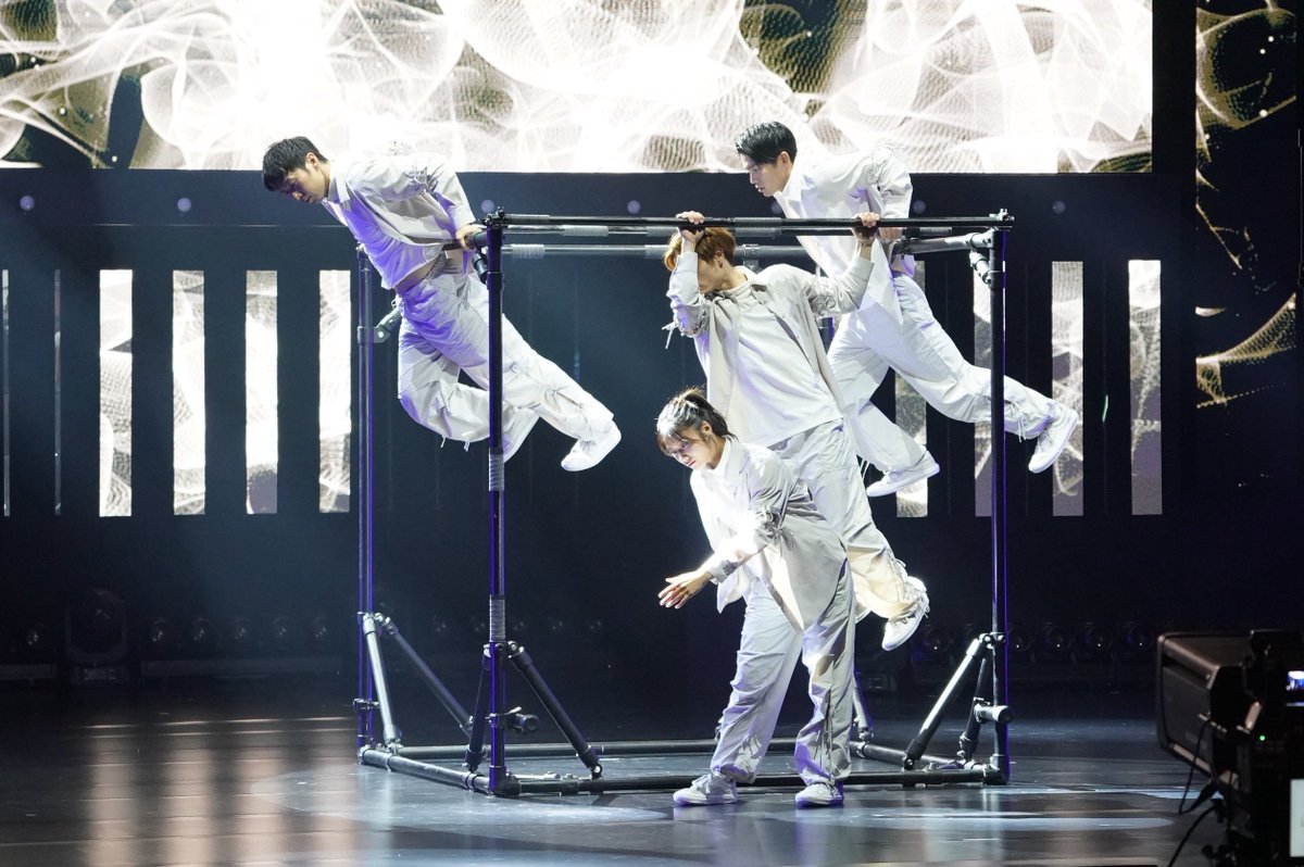 the_dance_day's tweet photo. ⚡️FINAL ROUND⚡️
      -`AIRFOOTWORKS´-
￣￣￣￣￣￣￣￣￣￣￣￣￣￣

最高のステージを
ありがとうございました！👏🔥

#TVer でリアルタイム配信中📱
🔗https://t.co/H28uqsyTdB

#AIRFOOTWORKS
#ダンスNo1決定戦
#THEDANCEDAY
#THEDANCEDAY_Championship https://t.co/JqXOQuGDcg