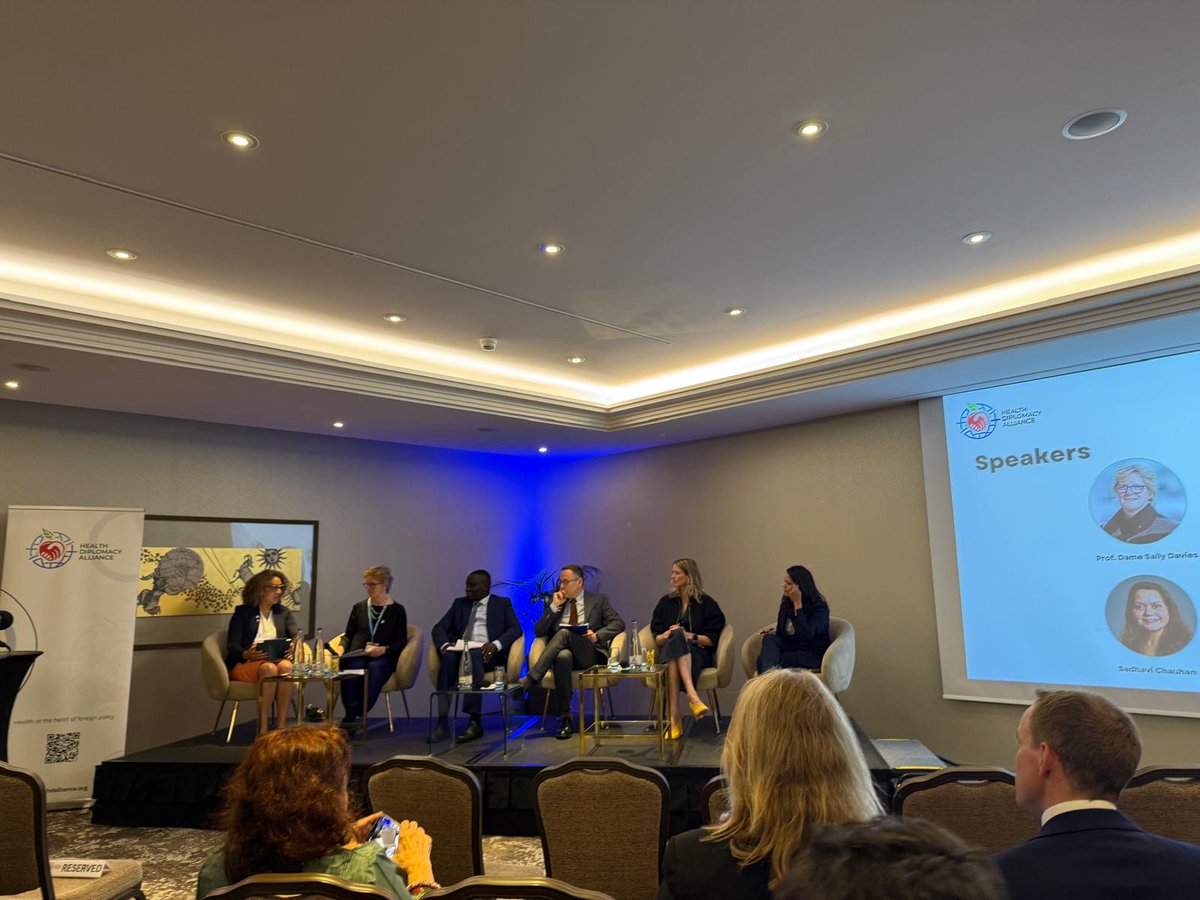 reactgroup's tweet photo. This year we have a few ReAct representatives at the sidelines of #WHA78 in Geneva.

Andrea Caputo Svensson joined the installment of the FP Global Health Forum, important discussions for the global health community about the investments and strategies needed to protect progress and create a safer, healthier world.

He also joined the @HealthDiploA side-event: The AMR Equation: Where Innovation Meets Urgency - Cross Sectoral Collaboration for Preventing and the Mitigating AMR.

This panel discussion explored key aspects of #AMR prevention and control, focusing on evidence-based policymaking, collaborative governance, policy integration, funding mechanisms, and health diplomacy.