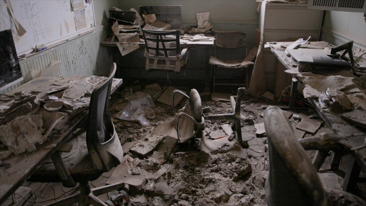 WPBSTV's tweet image. 🌪 Tune in Tuesday, MAY 20 at 10 PM for a look into how #Hurricane Helene became an ominous warning about America's lack of preparedness, and how and why the U.S. is more vulnerable than ever to climate change-related storms. Don’t miss #FrontlinePBS: Hurricane Helene’s Deadly