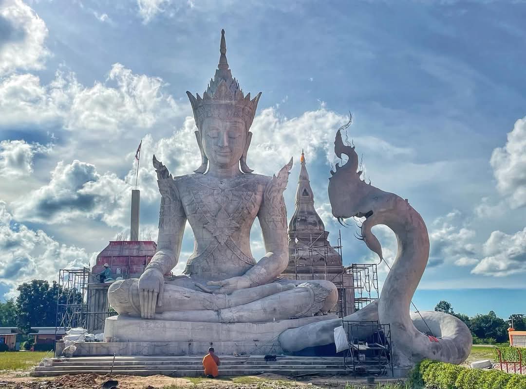 SangkomDecha's tweet photo. #ทำบุญเพื่อขัดแต่งพระใหญ่ให้เสร็จ
#หรือตามกำลังศรัทธาก็ได้

1198254769 กสิกรไทย
ชื่อ บัญชี วัดไตรสามัคคี 
จังหวัดศรีสะเกษ 
(บัญชีชื่อวัดเท่านั้น)

ตอนนี้ขาดปัจจัยจำนวนมากในการขัด แต่ง 

วัดไตรสามัคคี ตำบลโดด อำเภอโพธิ์ศรีสุวรรณ 
จังหวัดศรีสะเกษ  อนุโมทนากับเศรษฐี ผู้ใจบุญ

เจ้าภาพ ปูนฉาบ กระสอบละ 99 บาท
เจ้าภาพ ปูนแต่ง กระสอบละ 300 บาท 
เจ้าภาพสี รองพื้น จริง ลาย ถังละ สองพันบาท ใช้ 60 ถัง
เจ้าภาพเจดีย์ องค์ละ 1 แสน (ยังขาดเจ้าภาพ)
เจ้าภาพฉัตรเจดีย์ ละ สามหมื่นห้าพันบาท(เต็ม)
เจ้าภาพพญานาค สามแสนบาท (ยังขาดเจ้าภาพ)
เจ้าภาพบานหน้าต่าง 9,000 บาท (หกเจ้าภาพ)
เจ้าภาพทรายพ่วงละ 5,000 บาท (3 เจ้าภาพ)

ติดต่อสอบถาม : 0641131288 พระคุณเจ้า
(ขอใบอนุโมทนาบัตร ลดหย่อนภาษี ติดต่อเบอร์ไลน์นี้นะ)