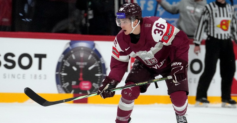 Sportazinas_com's tweet photo. 🏒 Laviņš īsi un skarbi: Šodien mūsu spēle bija katastrofāla

#sportazinas #MensWorlds #hokejs #sports #zinas