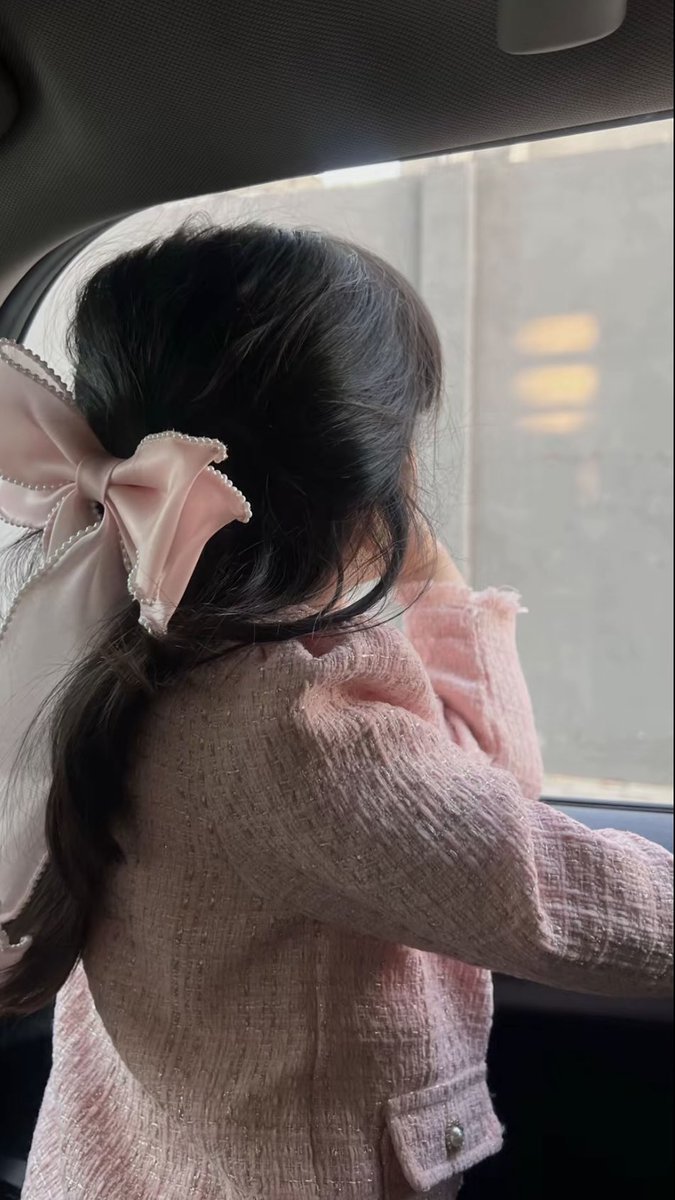 الــزين يغلـب العـين و الـرزانــه تـاخذ القـلـب والـروح مرتـين💙