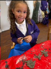 Year 1 children explored the world of sculpture by creating their own clay artworks inspired by #HenryMoore. They learned about Moore’s abstract style and how he used shape and form to express ideas.