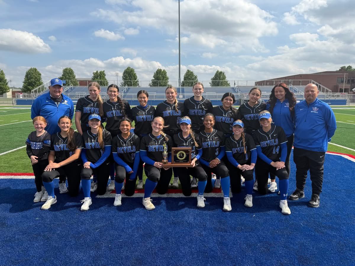 So thankful to be apart of this team💙  
<a href="/ladydvlsnation/">Holland Springfield Softball</a> <a href="/CollegeBDJocks/">College Bound Jocks</a> <a href="/Paige_McMenemy/">Paige McMenemy</a> <a href="/MeganMcMenemy25/">Megan (McMenemy) Bammann</a>  <a href="/TrahanAbby/">Abby Trahan</a> <a href="/dlargent17/">Danielle L'Argent</a> <a href="/coach_kgreen/">Kelley Green</a> <a href="/tayturner419/">Taylor Turner</a> <a href="/Jess_Odonnell88/">Jessica O'Donnell</a> <a href="/svsu_ryan/">CoachRyan</a> <a href="/saradriesenga10/">Sara Driesenga</a>